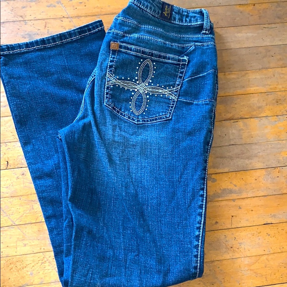 Wrangler Aura Size 8 Women’s Jeans